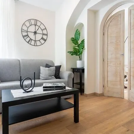Myrentalinn - - Trastevere Arch Appartamento Roma